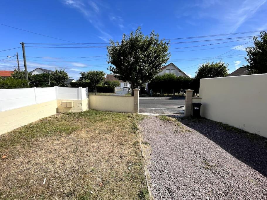 Auva - Sils Maison 48 M2 A 5 Minutes A Pied De La Plage Saint-Aubin-Sur-Mer  Bagian luar foto